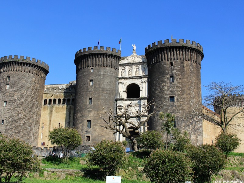 35 Castel Nuovo
