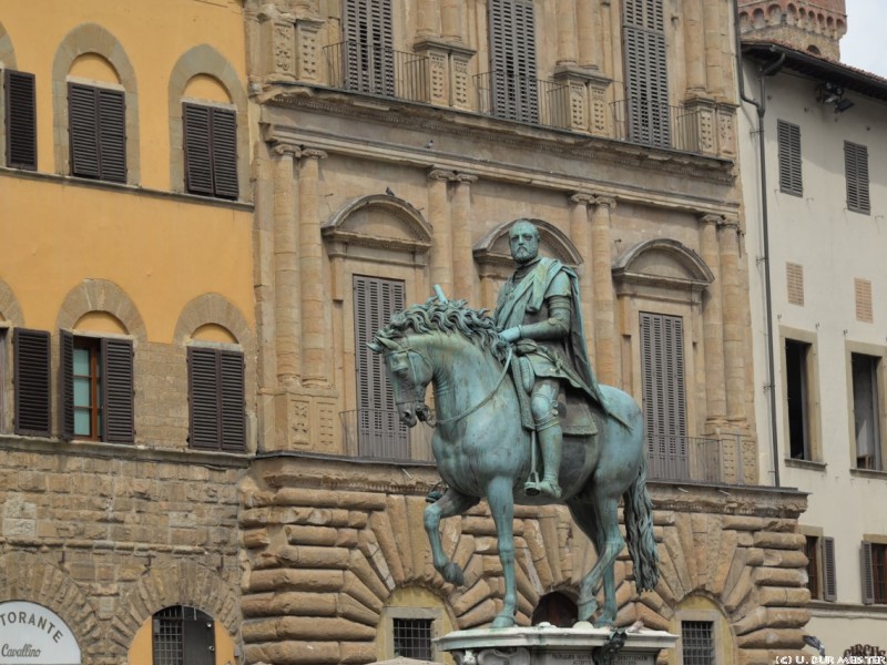 Piazza della Signoria  Cosimo de Medici  1280x854 